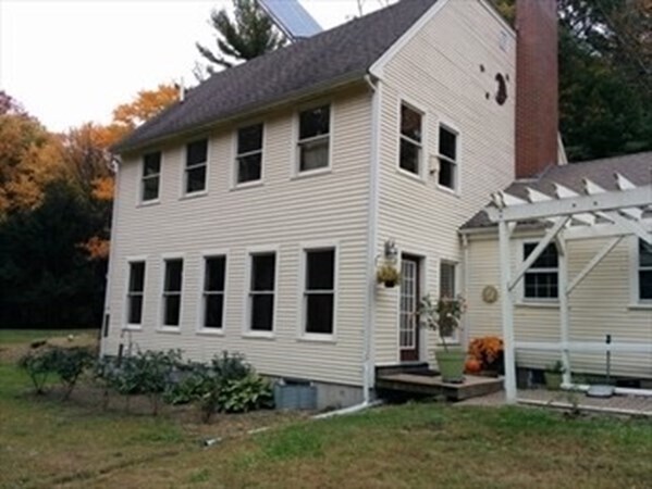 379 Concord Rd in Sudbury, MA - Building Photo