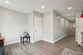 2144 N 18th St-Unit -2 in Philadelphia, PA - Building Photo - Building Photo