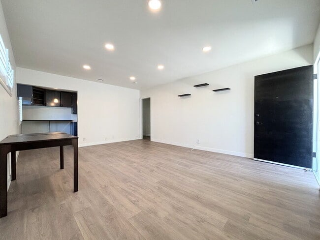 5257 Coney Rd in Los Angeles, CA - Building Photo - Building Photo