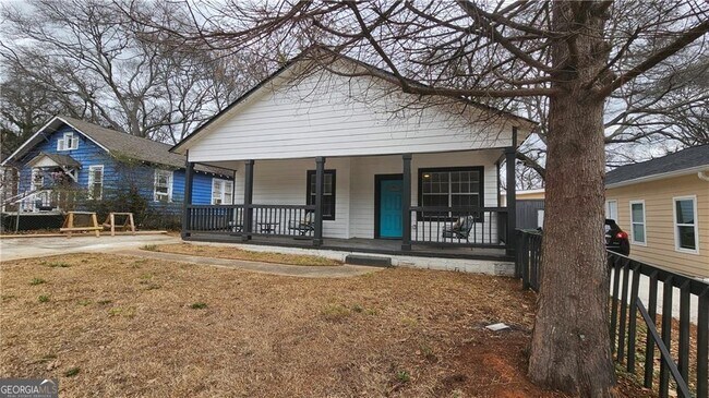 1079 Regent St SW in Atlanta, GA - Building Photo - Building Photo