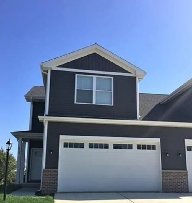 property at 1516 Greyrock Ln