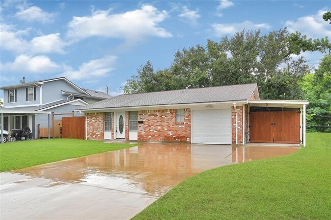 10914 Twig Dr in Houston, TX - Building Photo - Building Photo