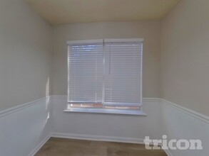 421 Washington Dr in Jonesboro, GA - Foto de edificio - Building Photo