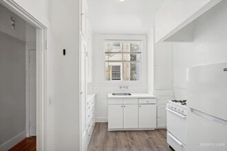 2425 Fillmore St in San Francisco, CA - Building Photo - Building Photo