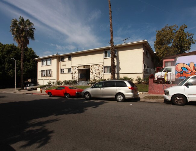 Casa Laguna in Los Angeles, CA - Building Photo - Building Photo