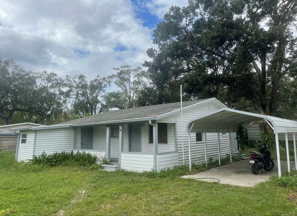 7222 E 29th Ave in Tampa, FL - Foto de edificio
