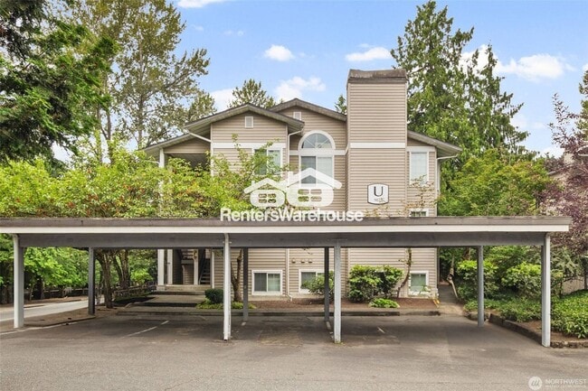 9822 NE 122nd St in Kirkland, WA - Building Photo - Building Photo