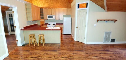 3582 Northridge Rd, Unit BarnApartment in Longview, TX - Building Photo - Building Photo