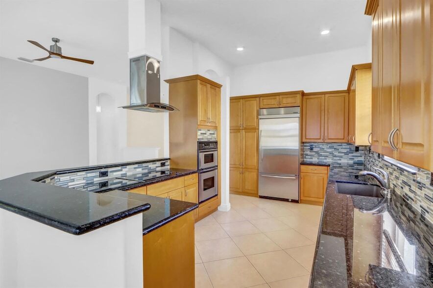 15274 Fiorenza Cir, Unit 303-402 in Delray Beach, FL - Building Photo