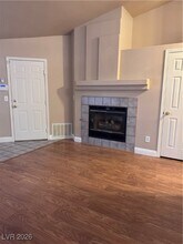 8217 Broward Ln in Las Vegas, NV - Building Photo - Building Photo