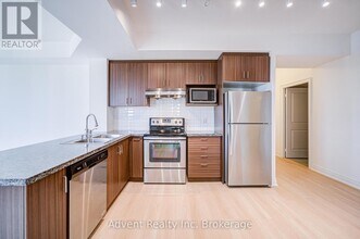 33 Clegg Rd in Markham, ON - Building Photo - Building Photo