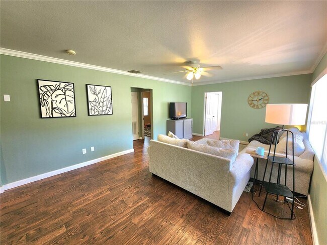 550 E Thelma St in Lake Alfred, FL - Building Photo - Building Photo