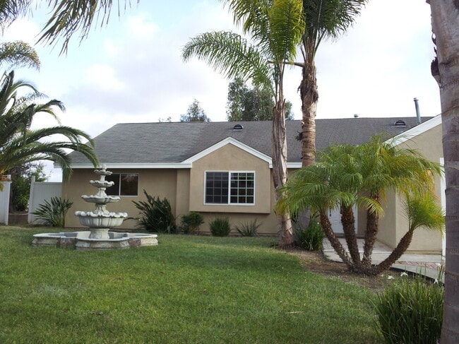 5139 Omar Ct, Unit 1 in Oceanside, CA - Building Photo - Building Photo