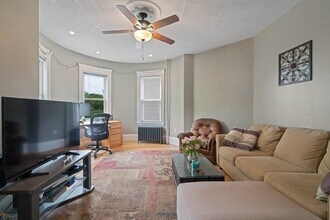 762 Columbia Rd in Boston, MA - Building Photo - Building Photo