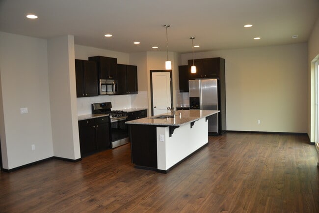 3372 Inverness St in Mount Vernon, WA - Building Photo - Building Photo