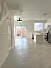 2582 SE 29th St in Homestead, FL - Building Photo - Building Photo