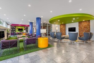 CIRQ 44 in Phoenix, AZ - Building Photo - Building Photo