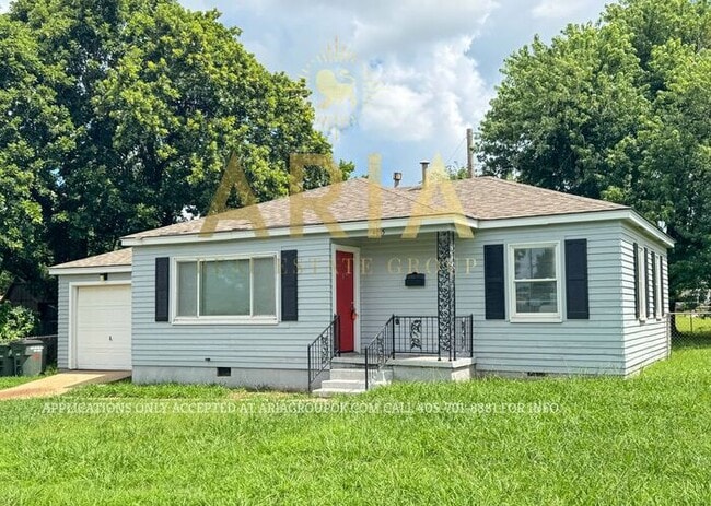 property at 4015 SE 27th St