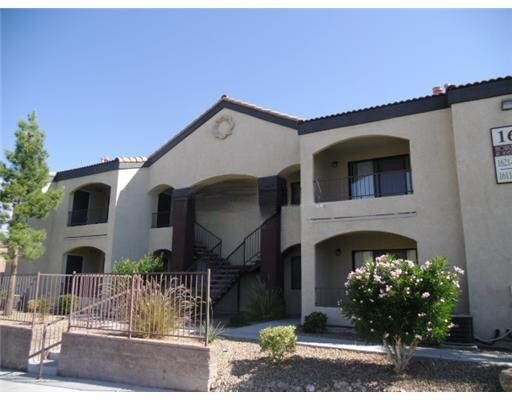 950 Seven Hills Dr, Unit 1622 in Henderson, NV - Building Photo