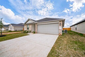 31414 Yatesbury Ln in Fulshear, TX - Building Photo - Building Photo