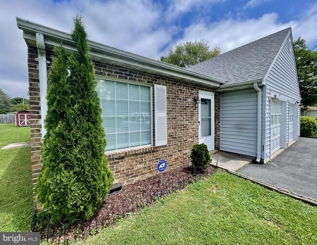613 Plain Rd in Warrenton, VA - Building Photo - Building Photo