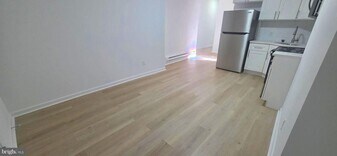 43 S 54th St in Philadelphia, PA - Building Photo