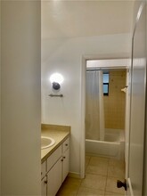 9299 Silverthorne Dr in Palm Beach Gardens, FL - Foto de edificio - Building Photo