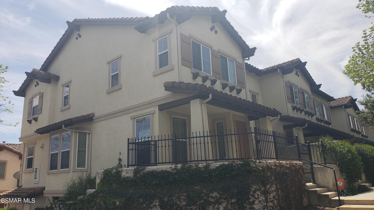 107 Via Aldea in Thousand Oaks, CA - Building Photo