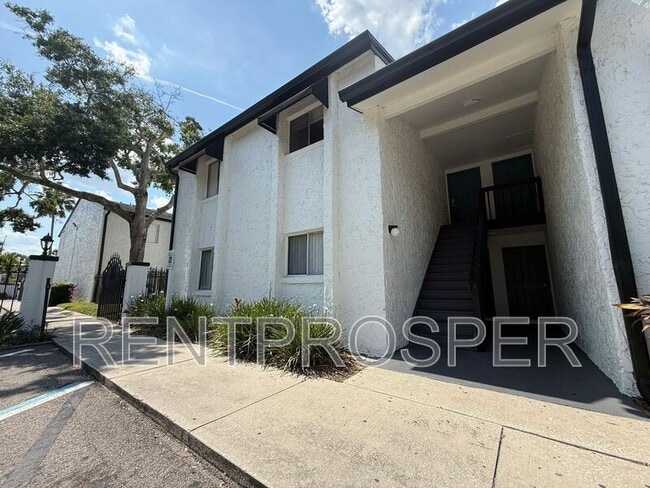 property at 4263 S Semoran Blvd