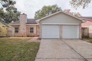 4131 Lufborough Dr in Houston, TX - Building Photo