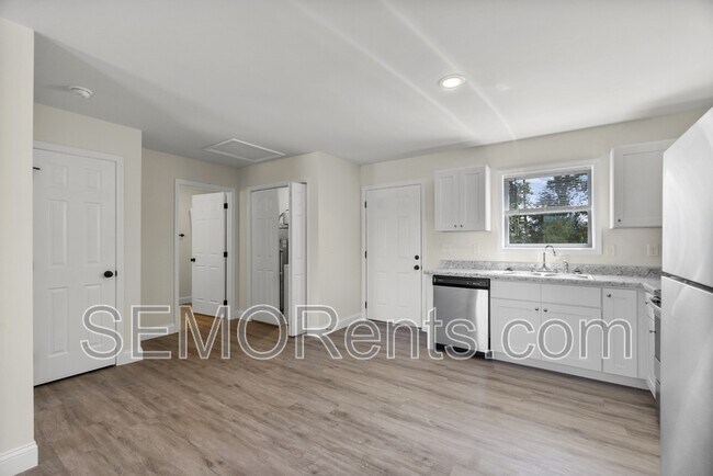 222 Iylas Ln in Jackson, MO - Building Photo - Building Photo