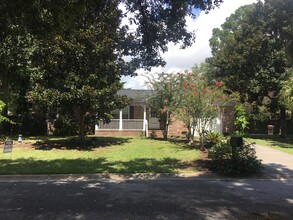 1119 Inlet Cove Ct in Mount Pleasant, SC - Building Photo - Building Photo