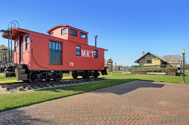 property at 5359 Little John Ln