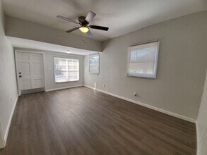 411 12th Ave E in Bradenton, FL - Building Photo - Building Photo