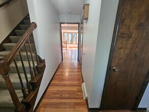 6648 Kennerdown St in Columbus, OH - Building Photo - Building Photo