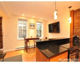 124 Chandler St, Unit A in Boston, MA - Building Photo - Building Photo