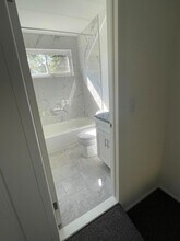 620 E Lincoln Ave, Unit 8 in Royal Oak, MI - Building Photo - Building Photo