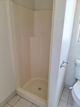 165 Minot Ave in Chula Vista, CA - Foto de edificio - Building Photo