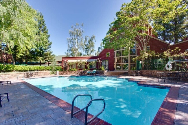 923 Catkin Ct in San Jose, CA - Foto de edificio - Building Photo