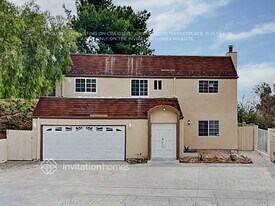 13466 Almetz St in Los Angeles, CA - Building Photo