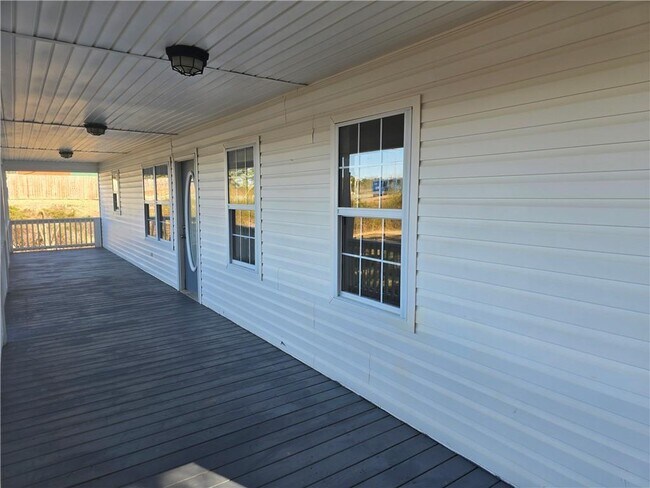 1610 Mulberry Rock Rd in Dallas, GA - Building Photo - Building Photo