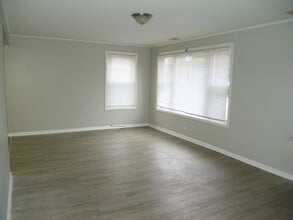 17 Oak Ln in Park Forest, IL - Building Photo - Building Photo