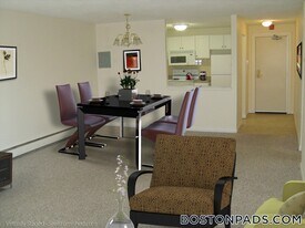 24 Whites Ave in Watertown, MA - Building Photo