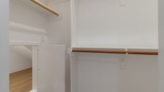 property at 14918 Plantation Oak Dr