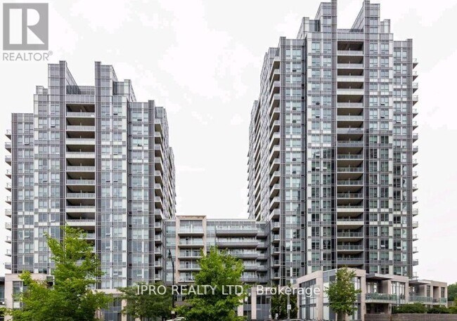 120-120 Harrison Garden Blvd