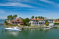 Apartments in Tierra Verde, FL