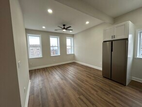 1042 Edmondson Ave, Unit 2 in Baltimore, MD - Building Photo - Building Photo