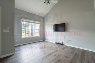 345 Teal Cir in Akron, OH - Building Photo - Building Photo