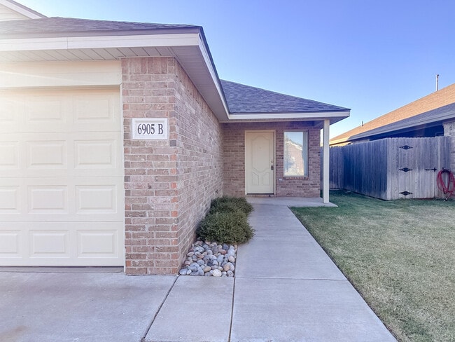 6905 67th St in Lubbock, TX - Building Photo - Building Photo