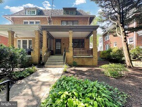 3822 Veazey St NW in Washington, DC - Building Photo - Building Photo